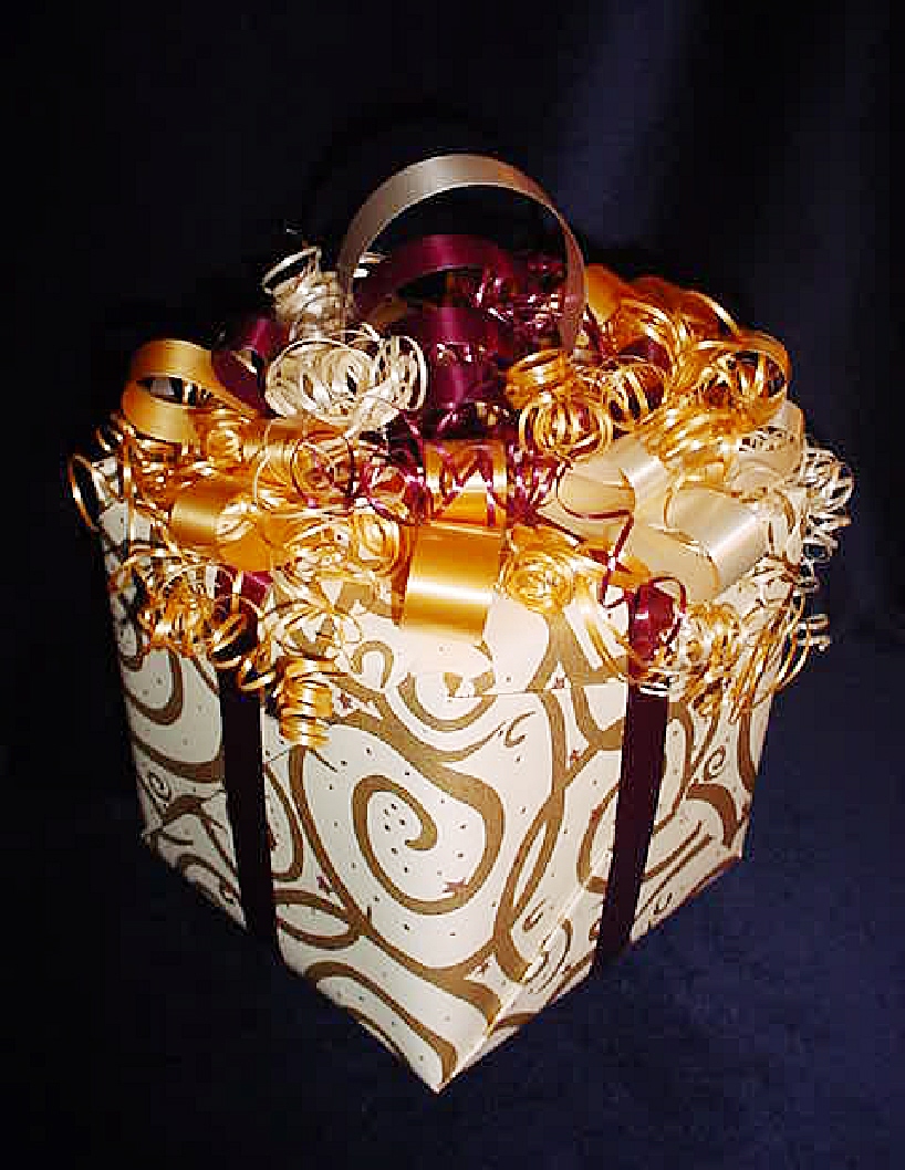 http://www.mjcrafts-designstudio.com/images/Golden_Spiral_Gift_Wrapping.jpg