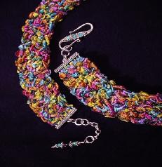 Handcrafted Fiber Crochet Turquoise Necklace-clasp detail