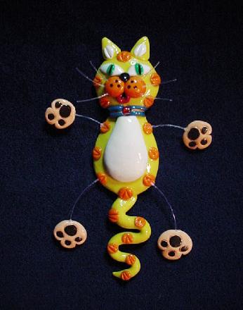 Fimo 'Yelloww Cat' Jewelry Pin Collection -  Handmade with polymer clay. Micro filament  is used for final details. Also can be used as a magnet. Please, chose the specific cart button when order.